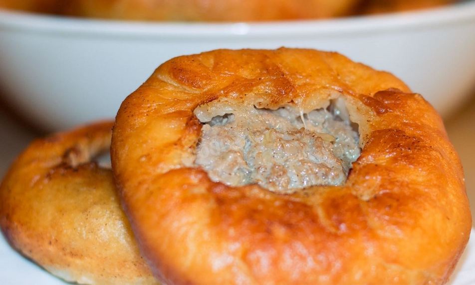 Рецепт хрустящих беляшей с мясом на дрожжевом тесте
