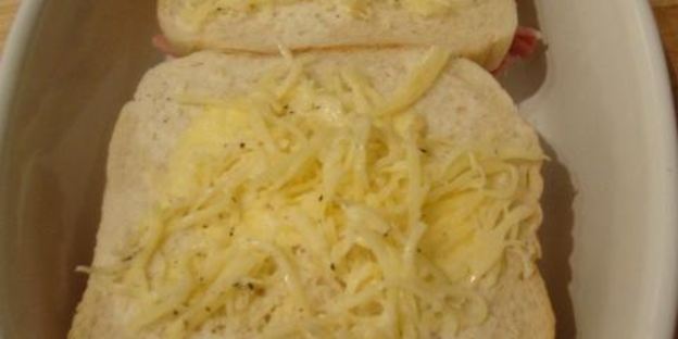 бгорячие бутерброды с ветчиной крок-месье