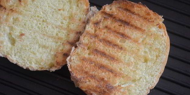 брускетта с авокадо