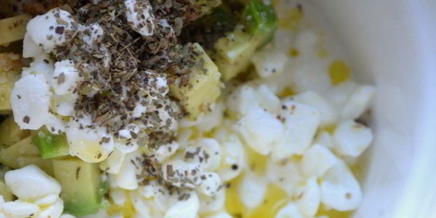 брускетта с авокадо