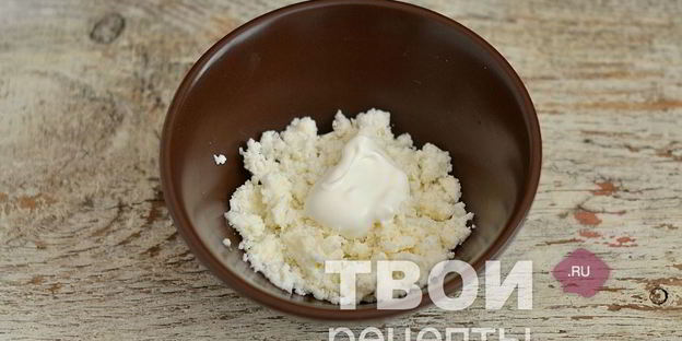 брускетта с козьим сыром и грецкими орехами