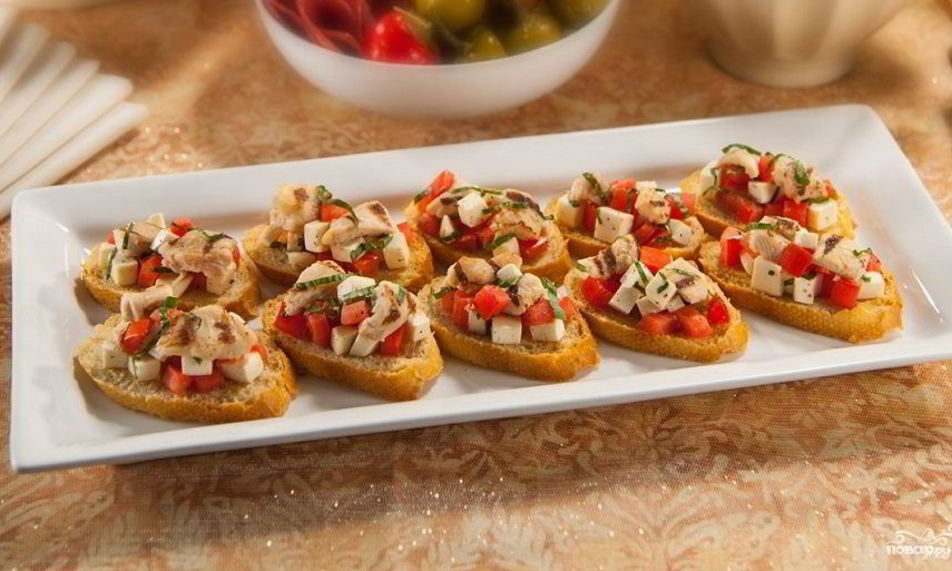 Рецепт брускетты с курицей