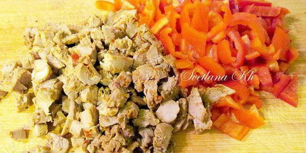 брускетта с мясом и овощами