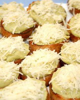 Брускетта со сливочным пюре