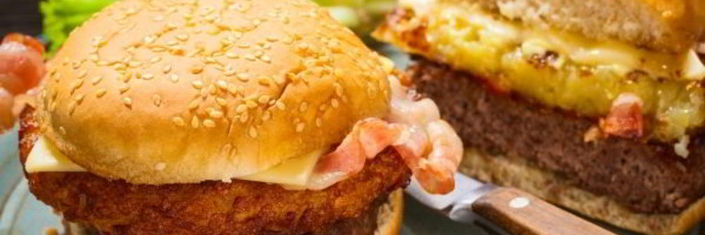 Бургер с картошкой