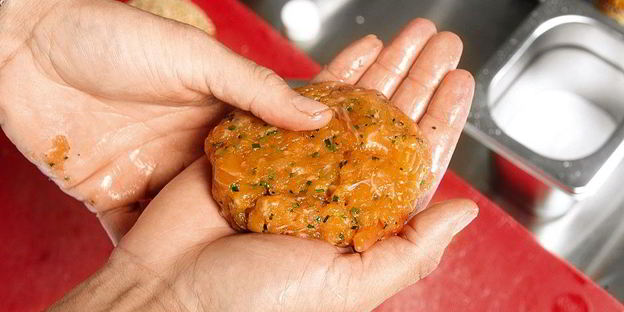 бургер с семгой