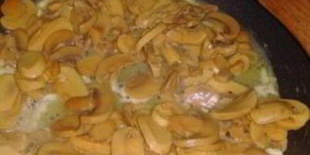 бургеры с беконом и грибами