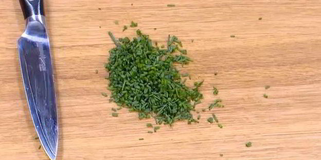 бургеры с семгой и огурцом