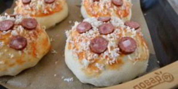 бургеры в стиле пиццы