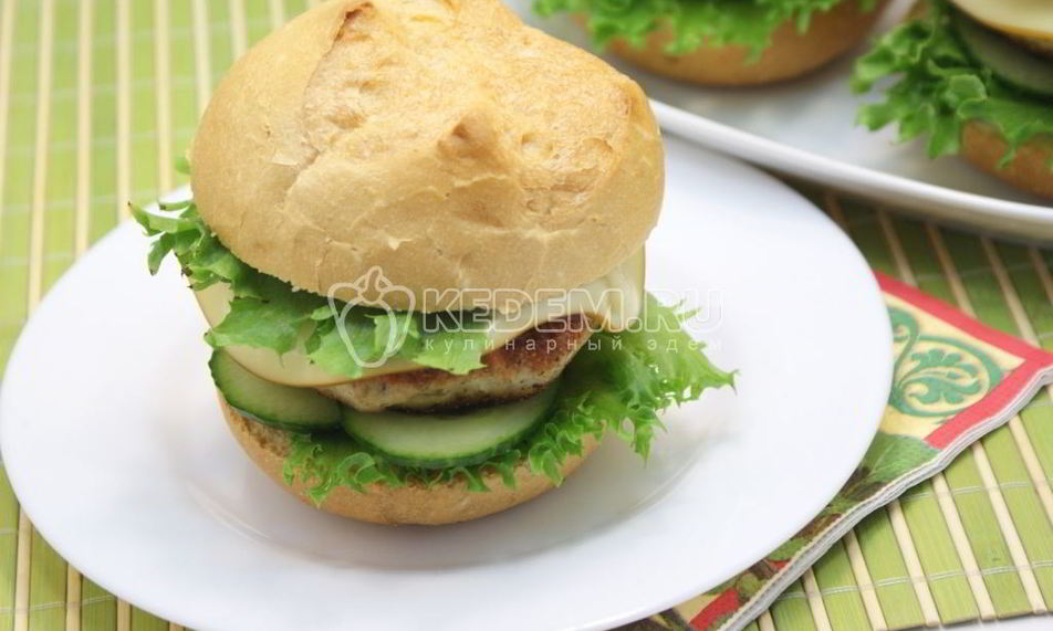 Рецепт домашних гамбургеров с куриной котлетой