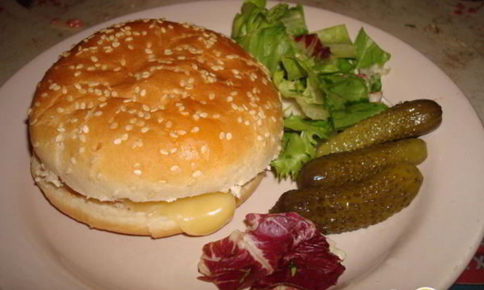 Рецепт гамбургера с грибами и белым вином