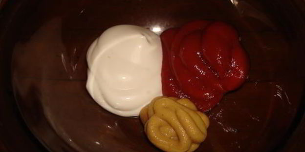 гамбургер с грибами и белым вином