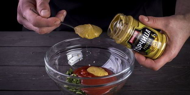 гамбургер с пикантной заправкой