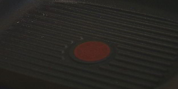 гамбургеры с ягнятиной, сладким перцем и базиликом