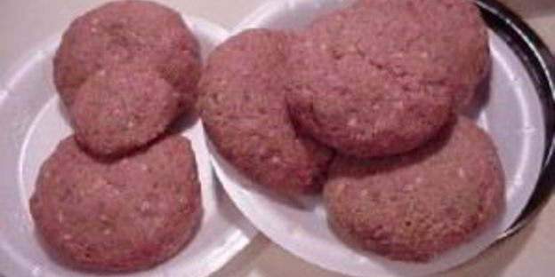 гигантский швейцарский бургер с грибами