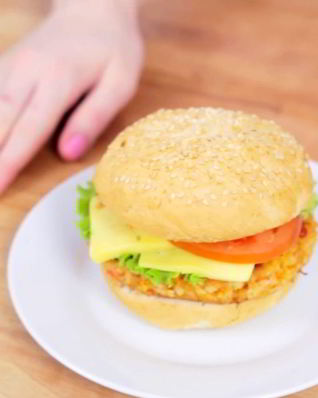 Крабсбургер с крабовой котлетой