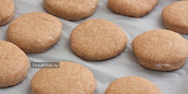 цельнозерновые булочки для бургеров