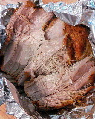 Запеченная свинина для бургеров