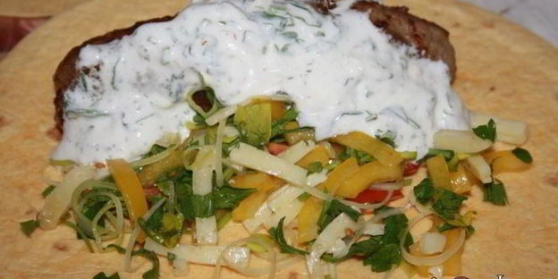 буритос с кукурузной лепешкой тортилас