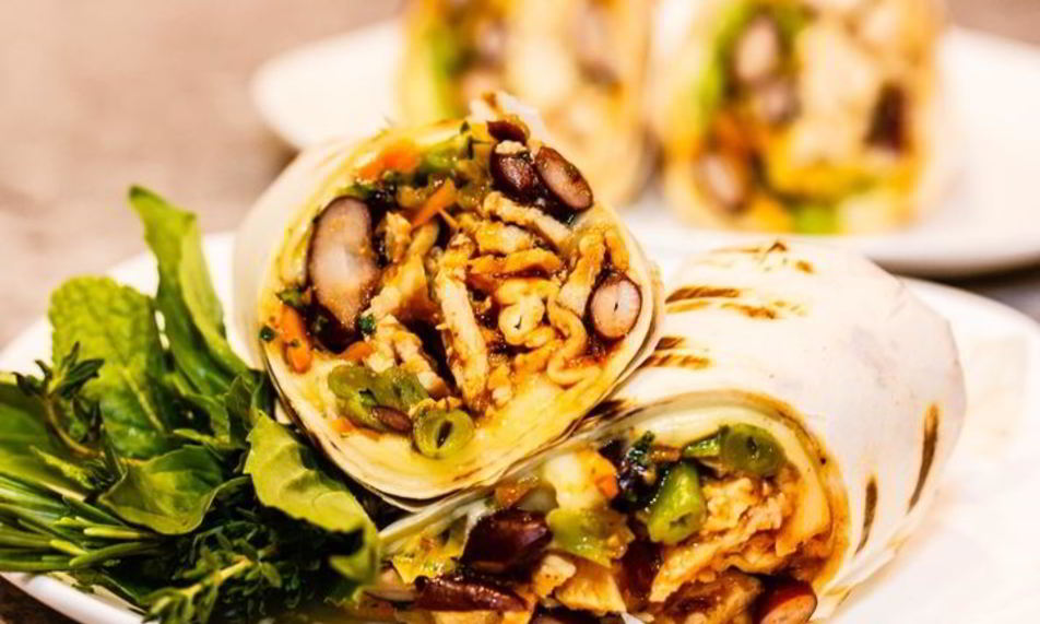 Рецепт буррито с овощами и пряным филе