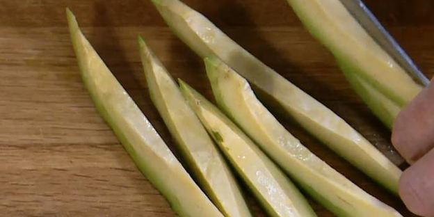 буррито с тыквой, курицей и фасолью