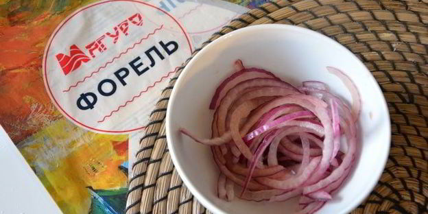 бутерброд с рыбой