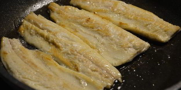 бутерброд с рыбой