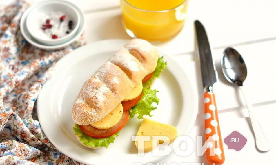 Рецепт бутерброда с сыром и помидором