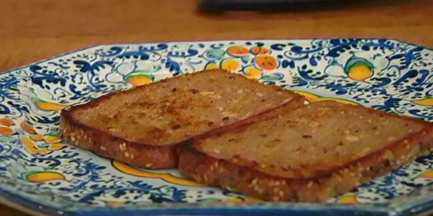 бутерброд с яйцом и домашним майонезом