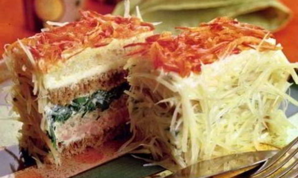 Рецепт бутербродных слоеных тортиков с окороком