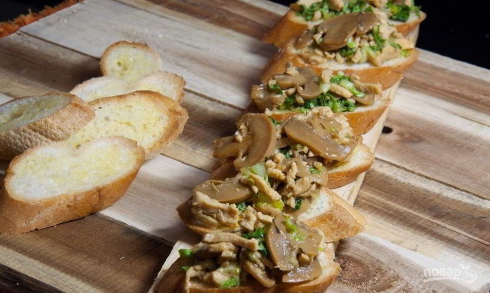 Рецепт бутербродов с курицей и шампиньонами