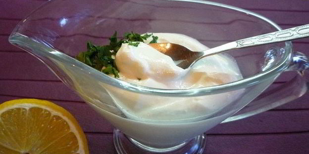 датский открытый бутерброд с лососем