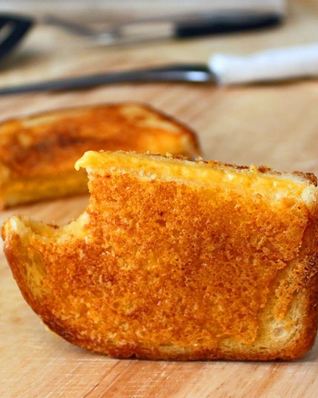 Горячие бутерброды с сыром