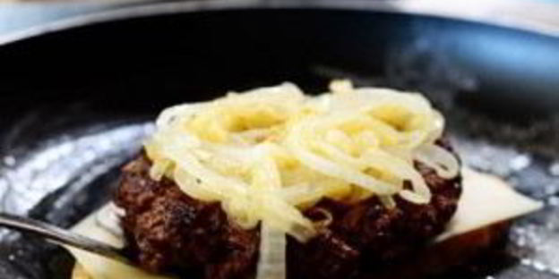 горячий бутерброд с фаршем