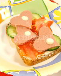 Бутерброды с помидорами