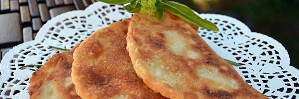 Чебуреки домашние с мясом