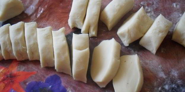 чебуреки из заварного теста