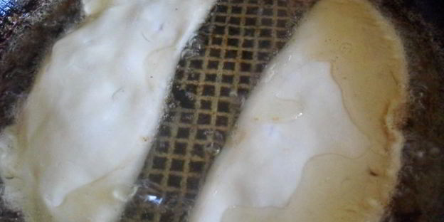 чебуреки из заварного теста