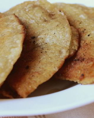 Чебуреки с фаршем и сыром