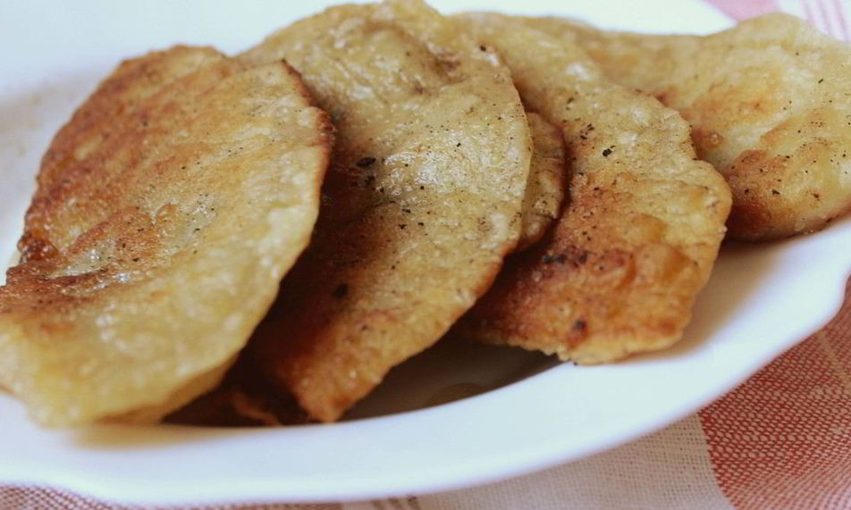 Рецепт чебуреков с фаршем и сыром