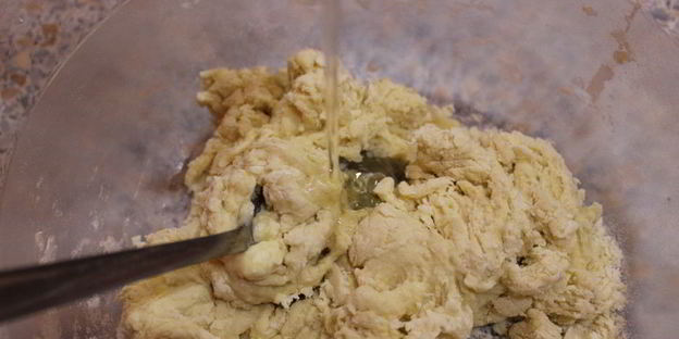 чебуреки с фаршем и сыром