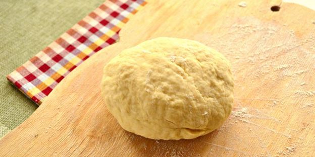 чебуреки с куриным фаршем