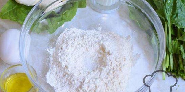 чебуреки с сыром и зеленью