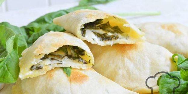 чебуреки с сыром и зеленью