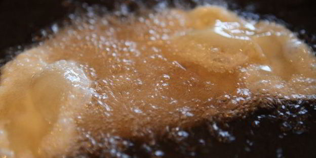 чебуреки с тунцом