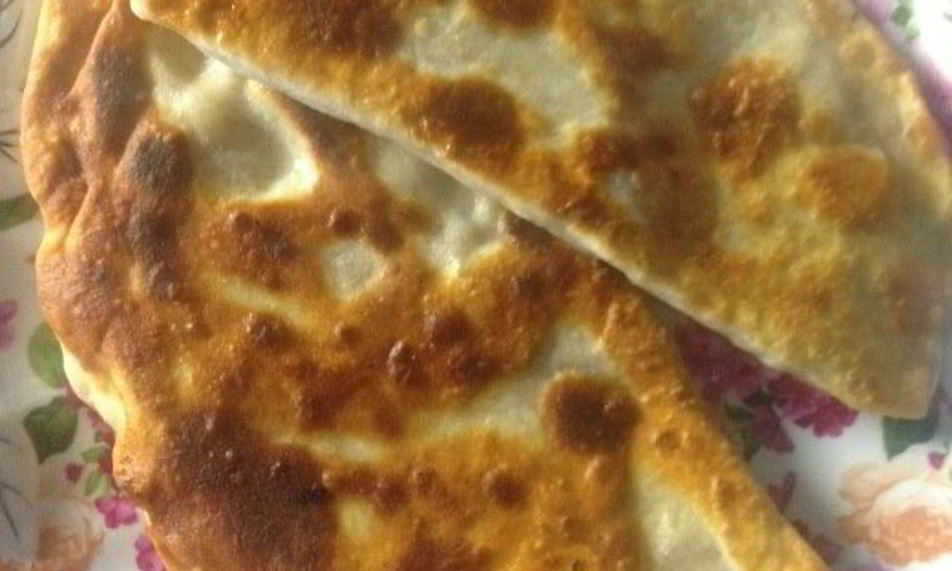 Рецепт чебуреков с ветчиной и сыром