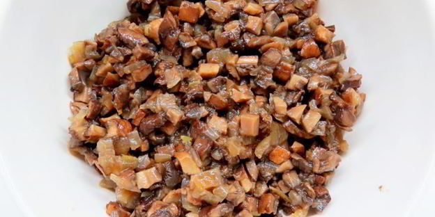 постные чебуреки с картофелем и грибами