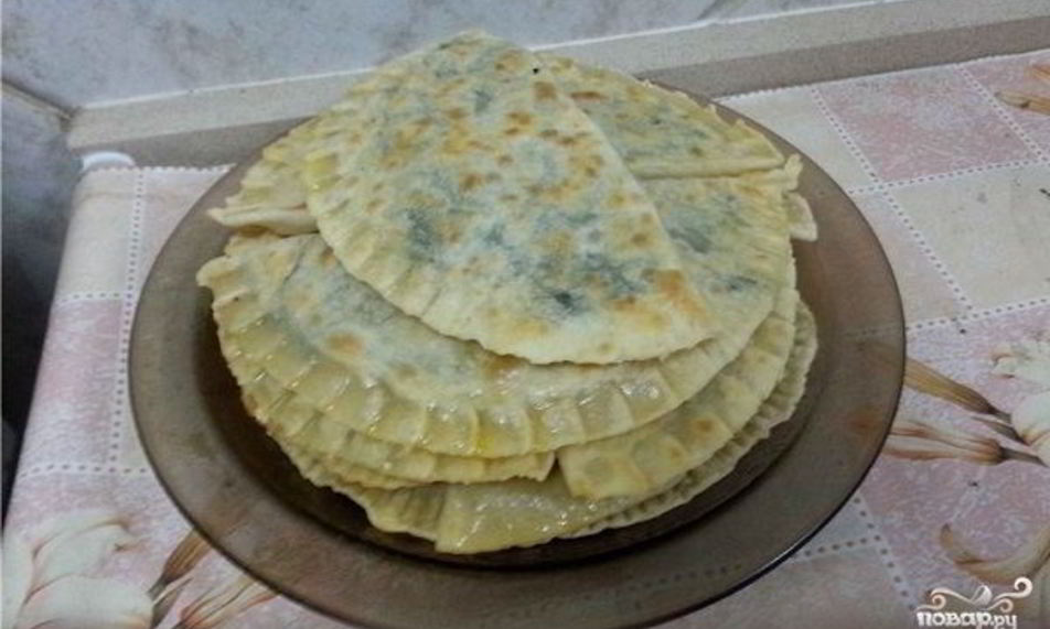 Рецепт постных чебуреков с зеленью