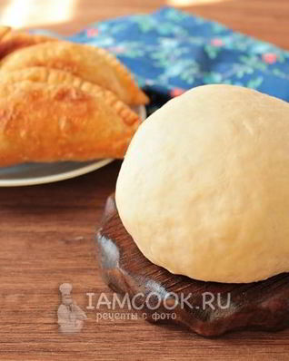 Тесто для чебуреков на сметане