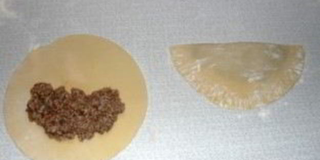 вкусные чебуреки с мясом